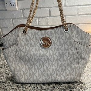 Michael Kors Medium/Large Handbag